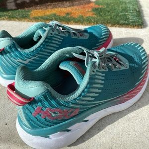 HOKA Clifton 5 (w) s7.5